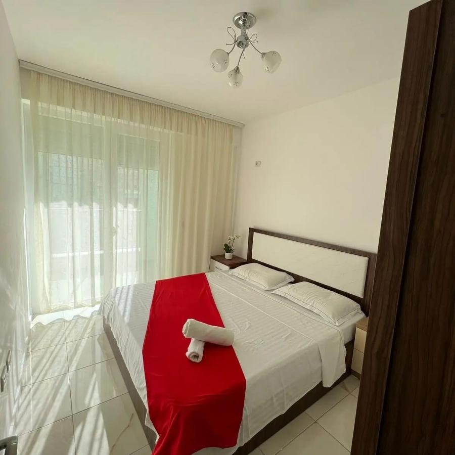 Low Cost Banesa Kosovare Shengjin Luaran gambar